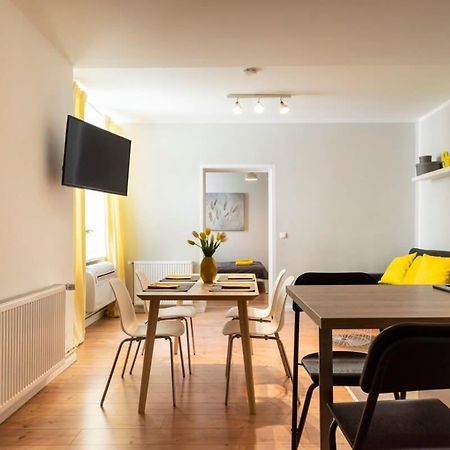 Cosy Two Br Plus Self Checkin Plus Street Parking Berlin Extérieur photo