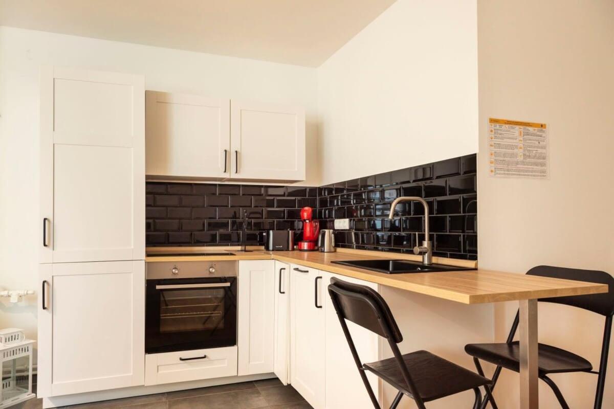 Cosy Two Br Plus Self Checkin Plus Street Parking Berlin Extérieur photo