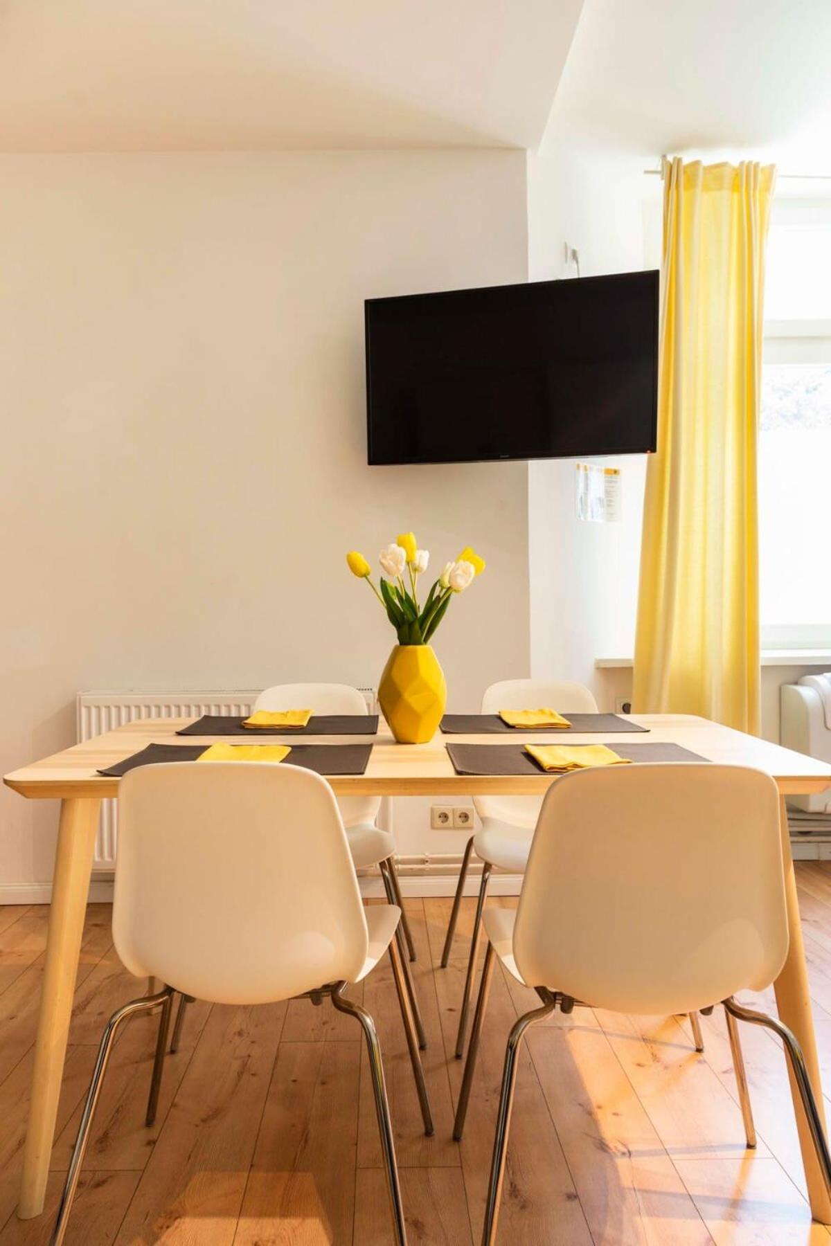 Cosy Two Br Plus Self Checkin Plus Street Parking Berlin Extérieur photo